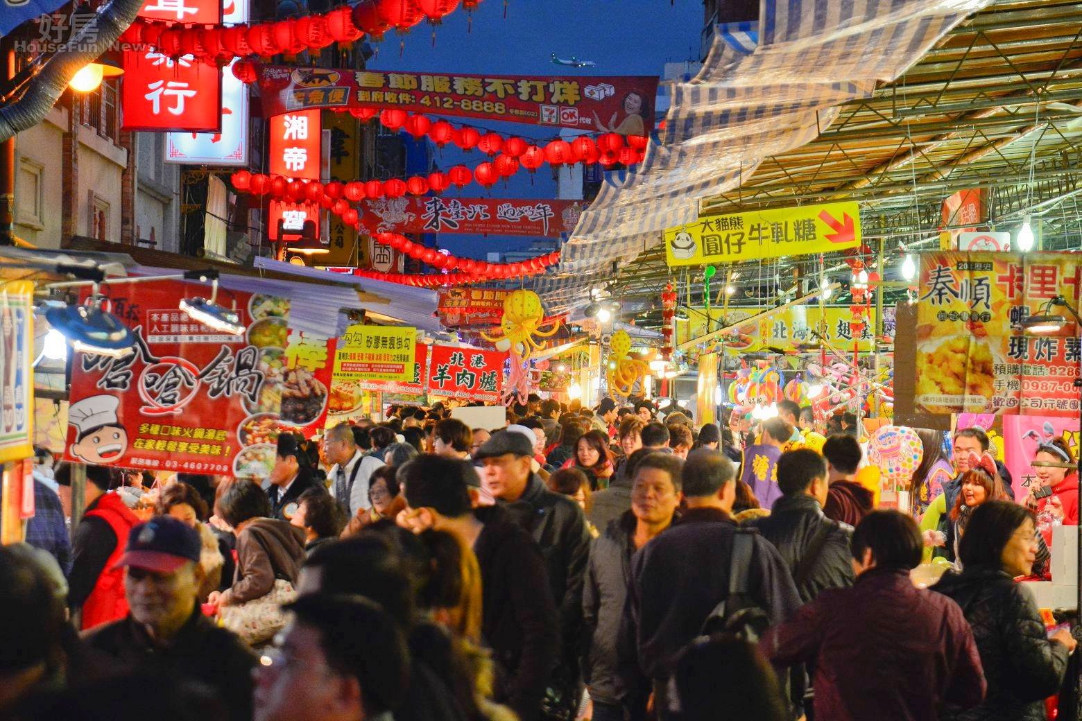 想感受年味氣息，不妨到台北年貨大街逛逛。圖片來源：台北市政府