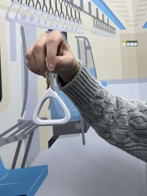 5.5公分的3D手拉環悠遊卡，輕巧可愛且攜帶方便。圖片來源：台北捷運公司