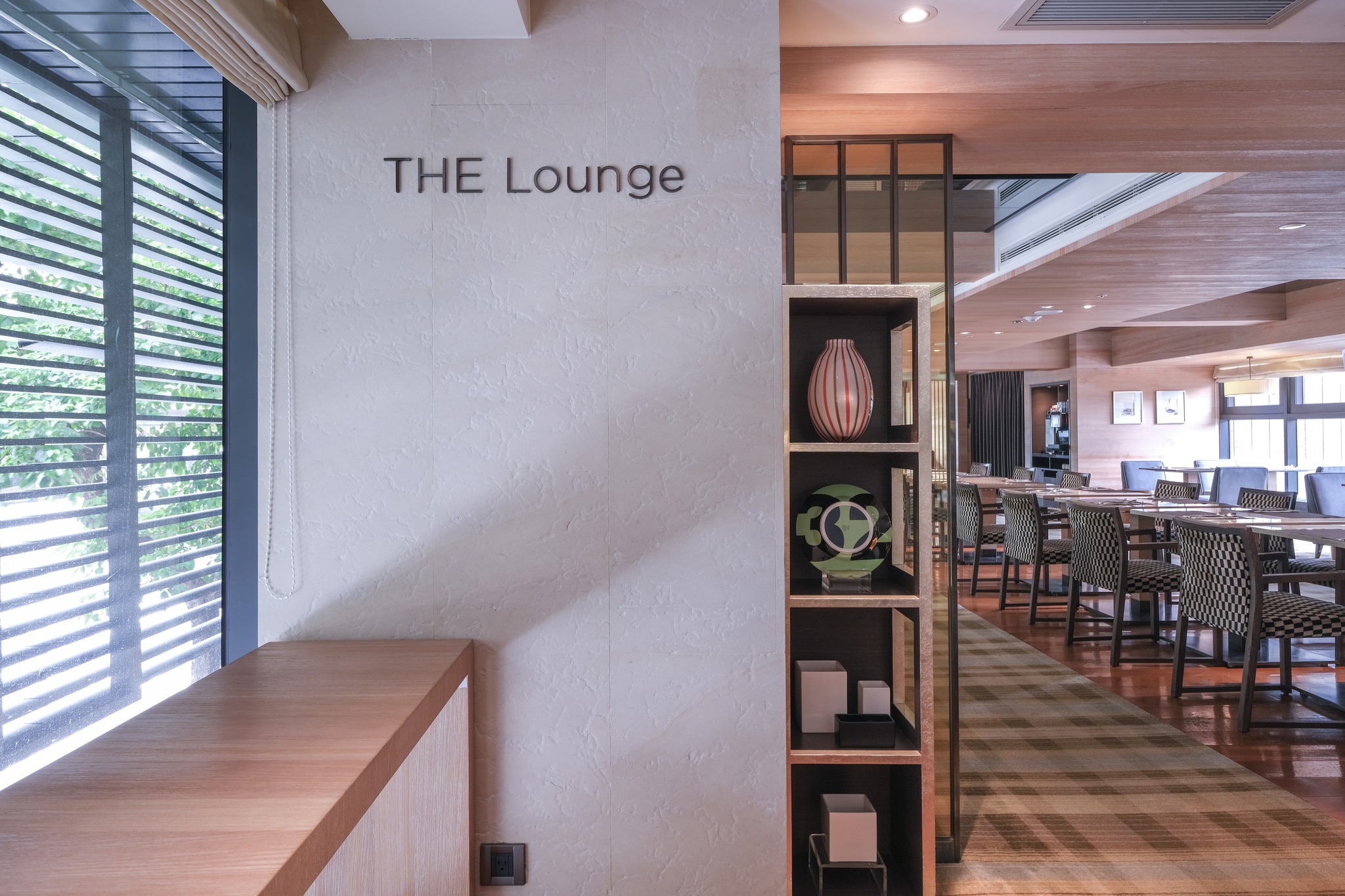 8/31前攜伴前來飯店的THE Lounge吃早餐，就贈送THE Lounge下午茶套餐券。圖片來源：COZZI