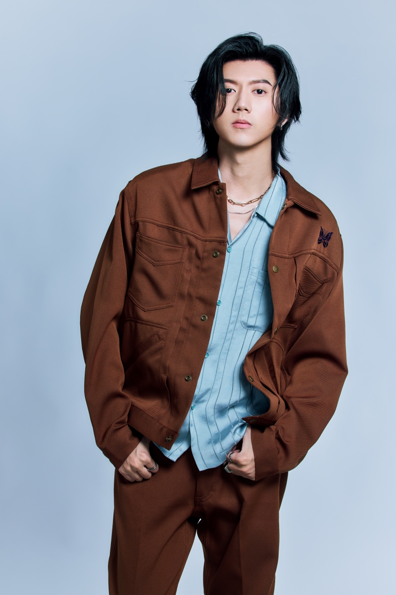 Ray 黃霆睿以溫暖且富感染力的嗓音,搭配動人的鋼琴魅力帶來演出