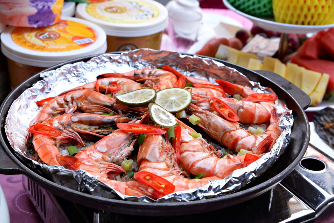 內門總舖師經典料理鹽焗海大蝦。圖片來源：高雄市政府