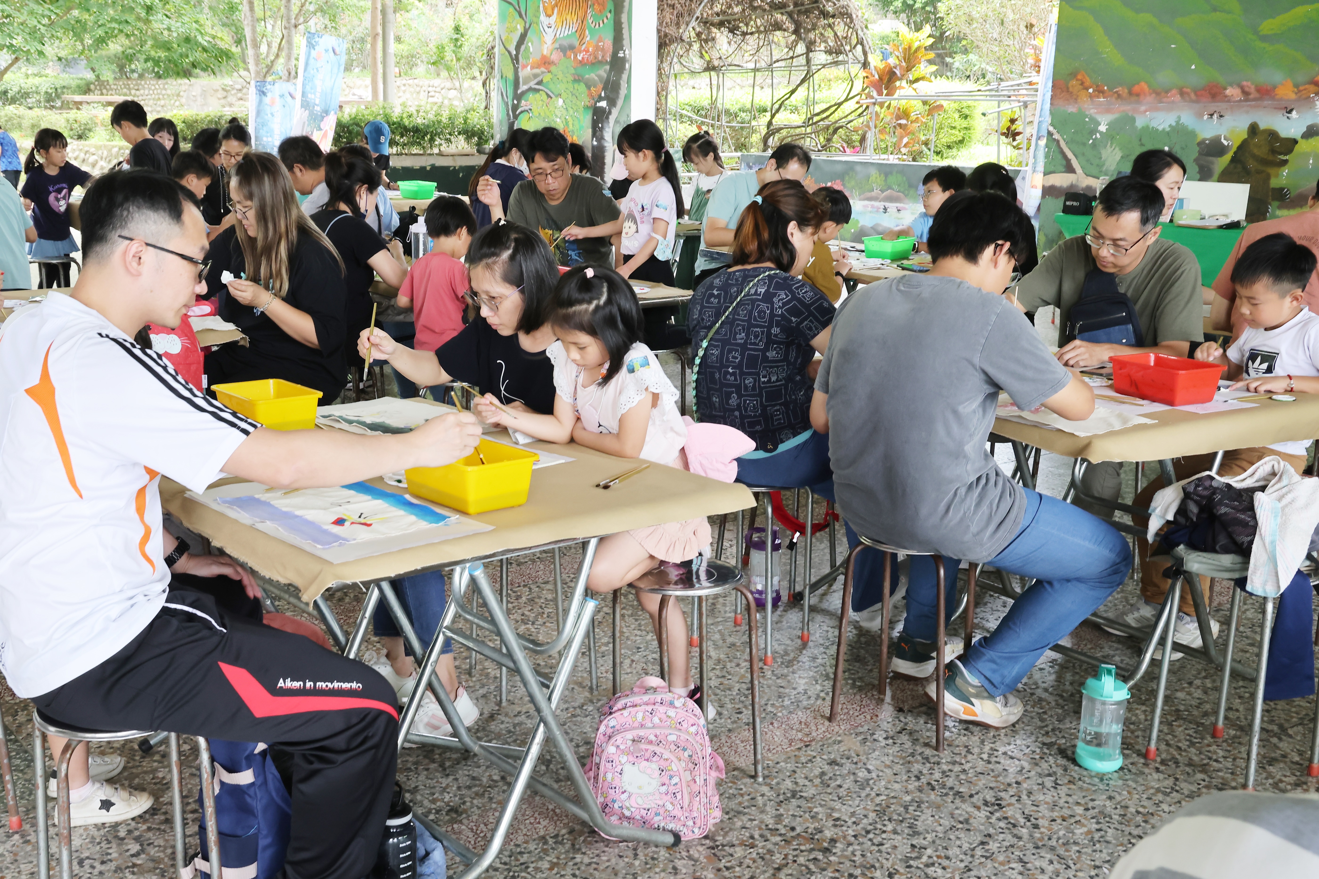 夏季賞蝶活動,除了生態導覽,更規劃有手作課程。圖片來源:台中市政府